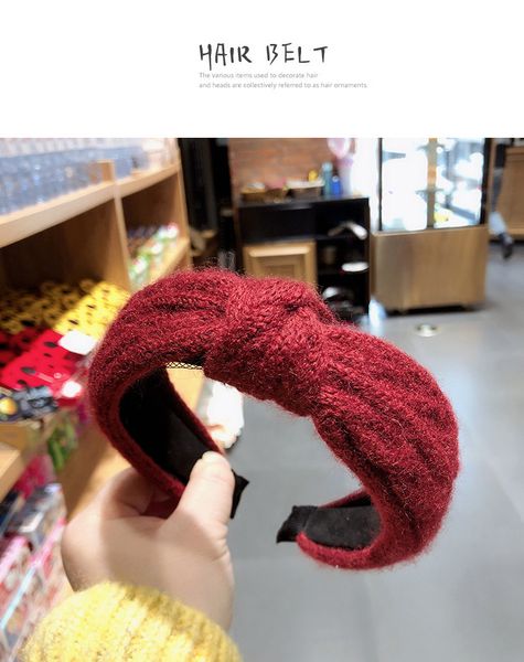 

2021 autumn and winter woolen headbands women's knitted hair bundles knotted headbands simple retro hairpin wash face headbands