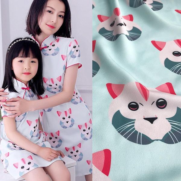 

2020 new cartoon cat digital printing clothing fabric dress shirt parent-child equipment handmade diy fabric polyester printing1, Black;white