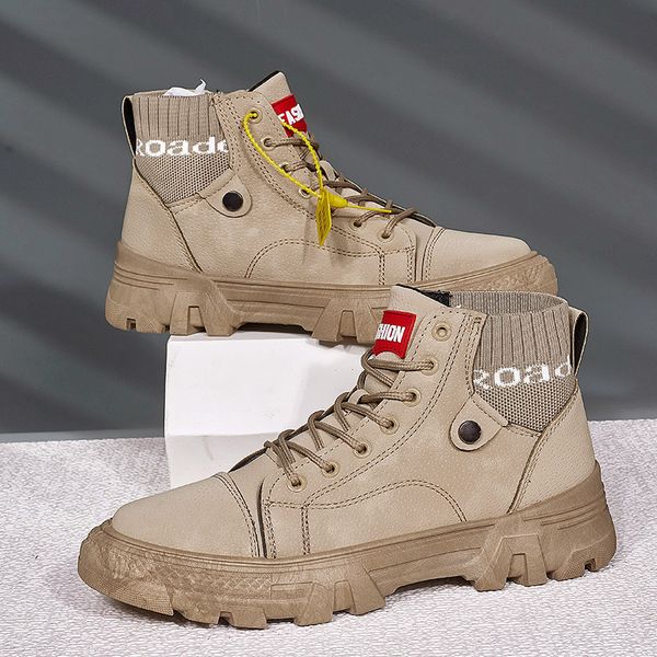 

2021 lightweight walking shoes for men boots tripe black white rubber soft bottom three colors mens trend trainers 40-45