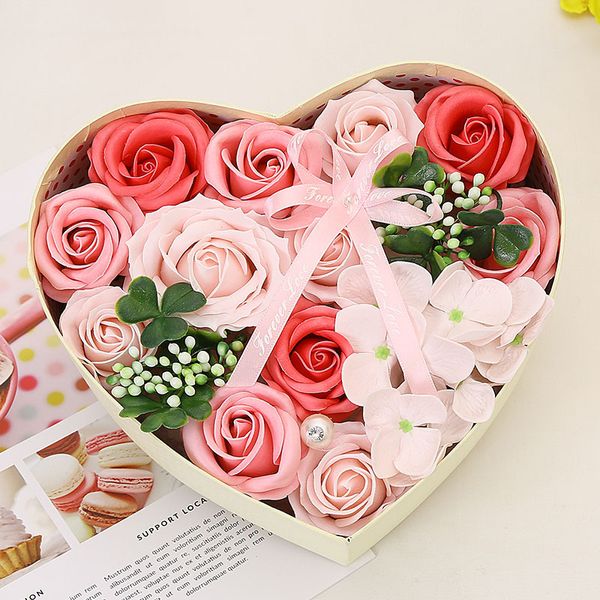 Confezione regalo di fiori di rose artificiali per feste, bouquet di fiori di sapone, cuore, San Valentino, regalo di Natale, decorazioni per capodanno