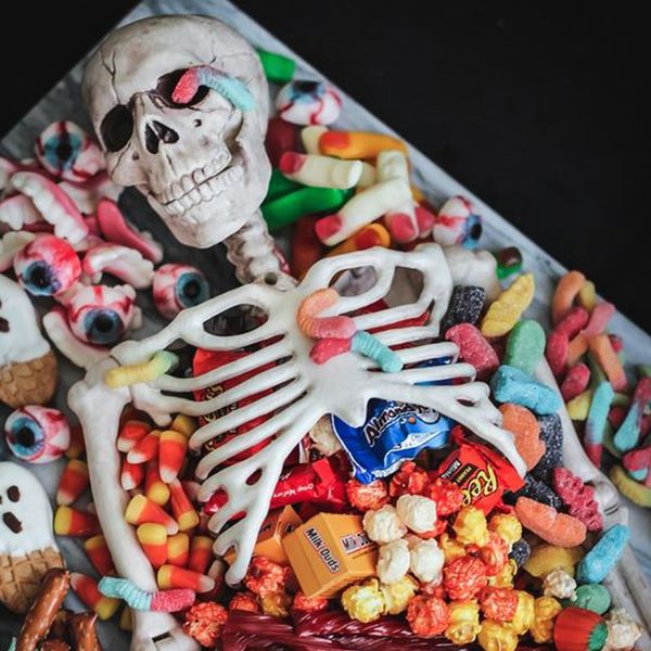 

40cm funny lifelike plastic pumpkin skeleton terror halloween party home decoration props ornament