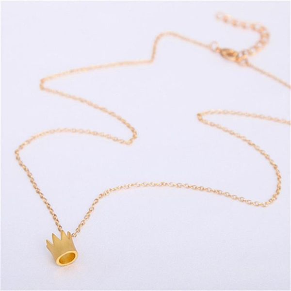 

2021 crown necklace pendants available in two colors golden and silvery birthday gift charm regal royal necklace, Silver