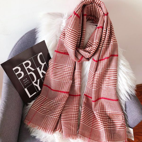 

2020 new thousand-bird checkered scarf fashion temperament all kinds of warm shawl temperament lady scarf, Blue;gray