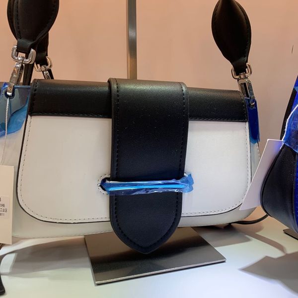 

2020 new selling bag atmospheric shoulder fashion versatile bag and high sense messenger simple tfpmg