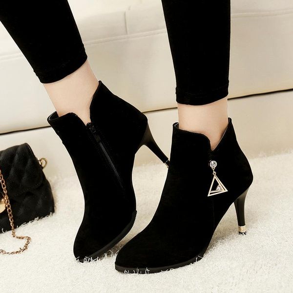 

women's martin boots 2020 new fashion temperament with women's boots frosted leather plus velvet comfortable, Black
