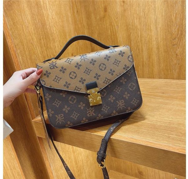 

luxurys designers bags handbag 2022women handbags lady messenger fashion shoulder bag luxury crossbody tote wallet
