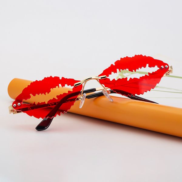 

new style personalized lips sunglasses women's frameless flame red lips sunglasses women's fashion ball funny sunglasses, White;black