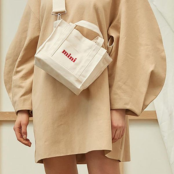 

ота малого холст сумка женщина сумка сумка вышивка сумка летних сумки девушка сумка на ремень с письмом eh065