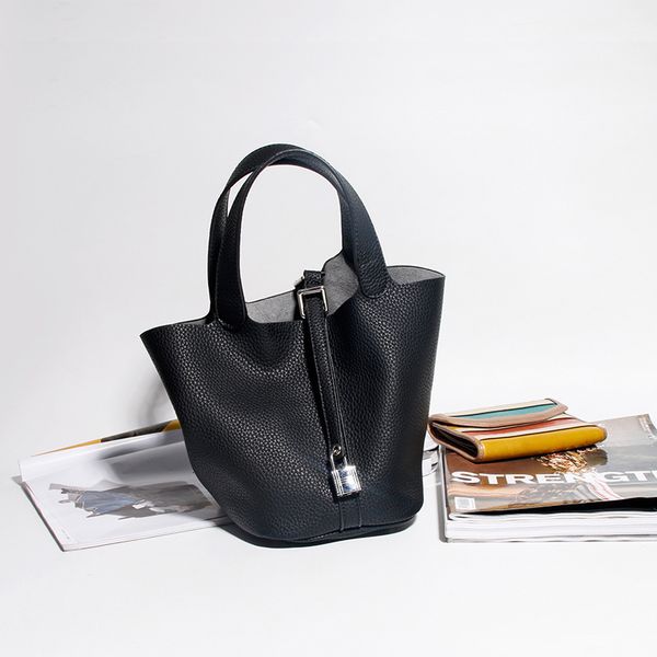 

new korean women's bucket fashion mini bag vegetable basket classic handbag