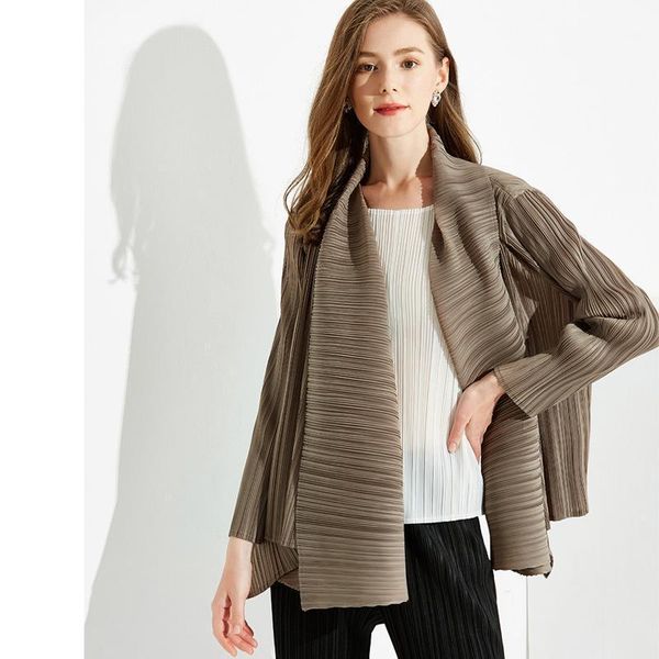 

plus size jacket women 2020 autumn turn down collar long sleeved stretch miyake pleated cardigan coats for women weight 45-70kg1, Black;brown