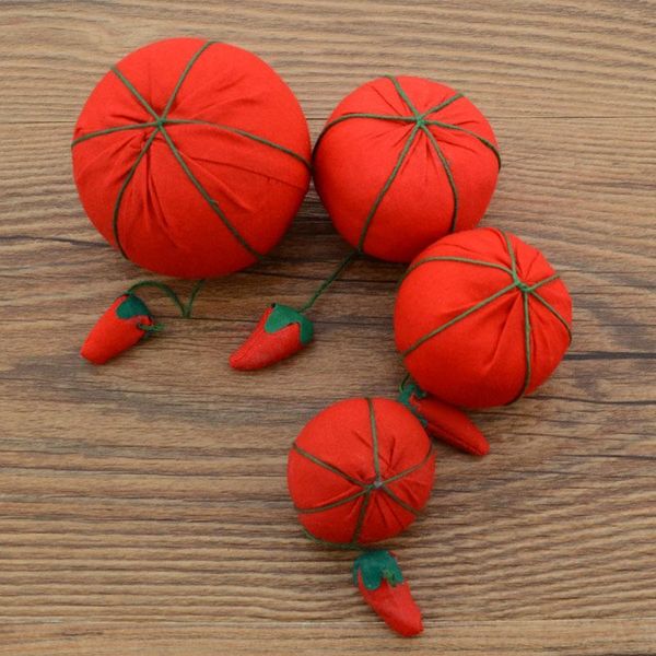 

симпатичный красный томат shaped diy craft иглы pin cushion держатель набор для шитья игольница diy швейные бытовые швейные принадлежности g