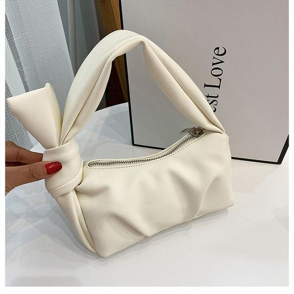 

the new women's bag of 2020 is simple and delicate small bag, korean version of the trend one-shoulder bag fashion fresh hand