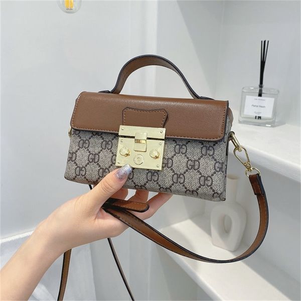

designer sale fashion women's spring and summer new printed small square retro lock flap one shoulder slant cross portable bag fashion