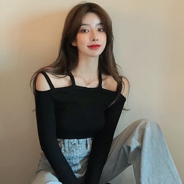 

2020 summer new slim fit long sleeve black small off shoulder short sunscreen t-shirt for women