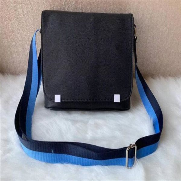 

new district famous messenger bags classic handbag with dust bag school bookbag shoulder bag three color