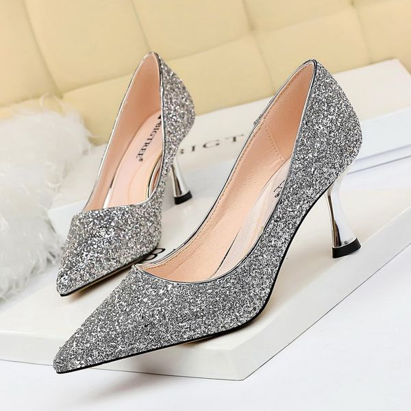 

2021 new european and fashion-style metal high-heeled mouth pointed at bright sequins *club shoes heels 3t0c, Black