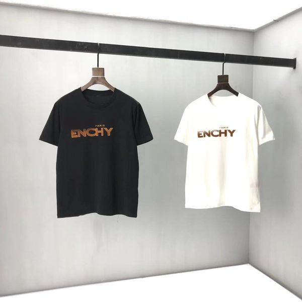 

the men's leather clothes, classic style, good fabrics and possession are the beginning of another fashion. men's t-shirtssize: m