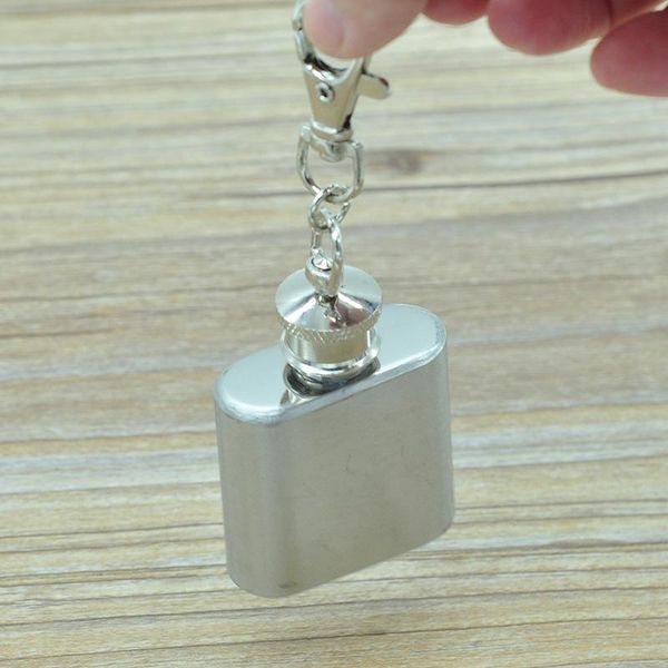 

1oz stainless steel hip flask with keychain outdoor portable mini flask pocket wine flask whisky alcohol bottle liquor hip flasks vt1718
