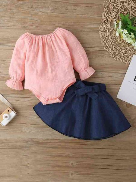 

baby flounce sleeve bodysuit & belted skirt she, White