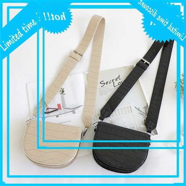 

stone fashionable saddle korean crocodile pattern semi circle single bag minority temperament wide shoulder strap