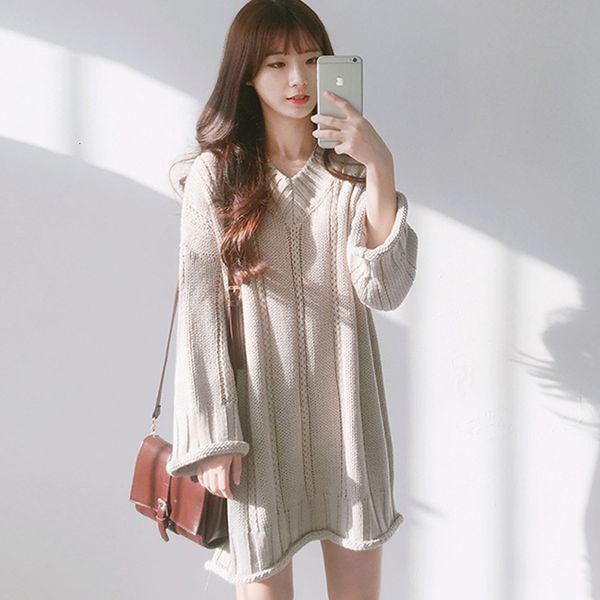

autumn and winter new korean v-neck knitted bottoming shirt medium length thin wool t-shirt skirt women's long sleeve heart machine top