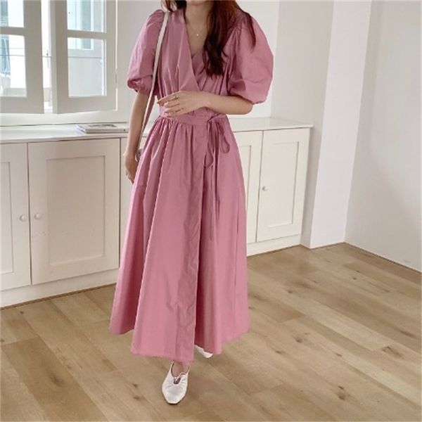 

2021 new french retro summer with v platycodon grandiflorum dress up in a thin waistline waistband temperament bubble sleeve r78b, Black;gray