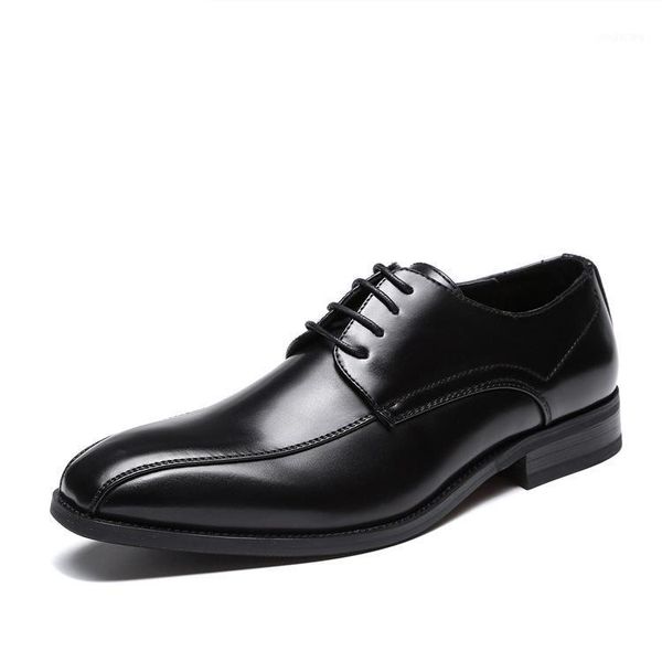 

2020 spring and autumn new fashion men's shoes leather brock england retro carved men's shoes business mens dress1, Black