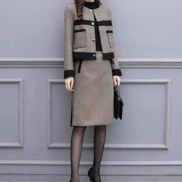 

two piece dress autumn women tracksuits outfits femenino jacket coat + skirt 2 set female vintage woolen suits sets clothes aq631, White