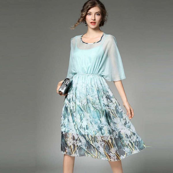 

female spring / new summer 2020 printed bat sleeve elastic waist silk dress, Black;gray