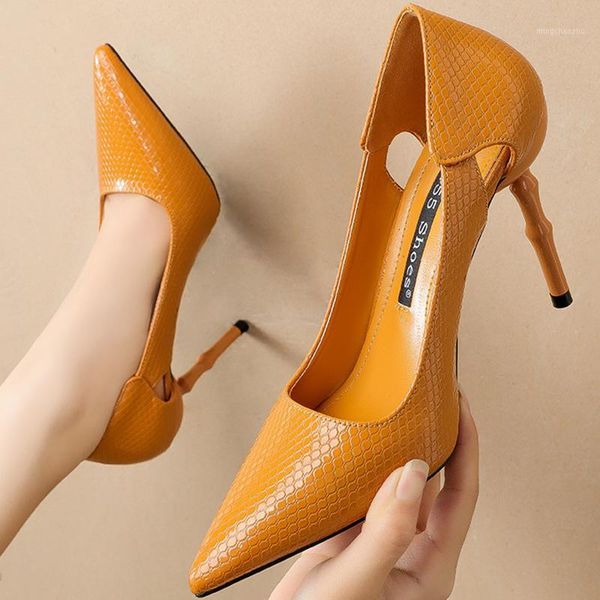 

dress shoes 2021 fashion women 10cm high heels pointed toe snake print eden luxury design pumps leather valentine secarpins shoes1, Black