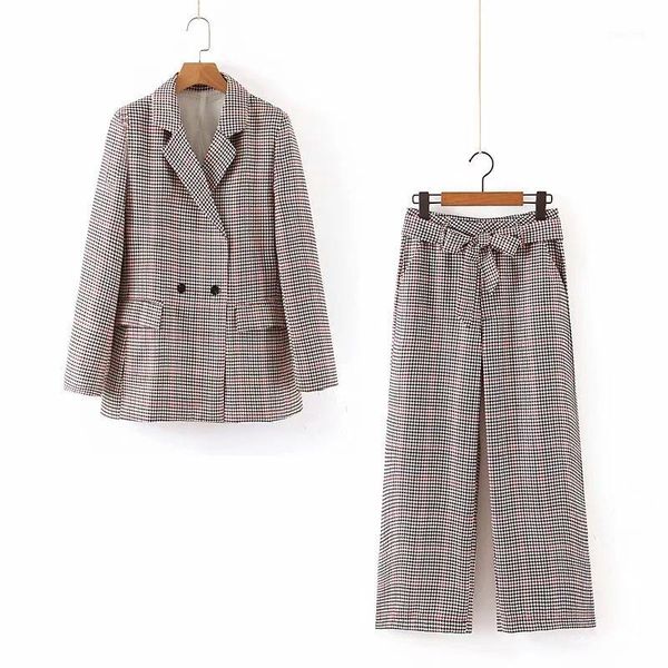 

temperament casual women's suit 2020 autumn double-breasted plaid blazer half skirt suit casual trousers three-piece1, White