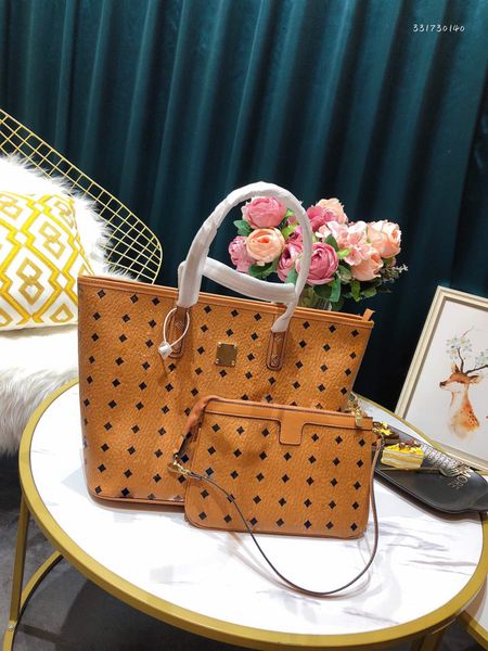 

women tote bag luxurys fashion soft logo designers the large capacity makeup bags the 2021 handbag brang with bags lash leather aimat, Red;black
