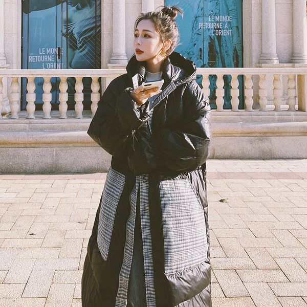 

2021 new female black coat new long winter plaid seam with hood 95% white duck down thick korean loose women's jacket 10f w41m