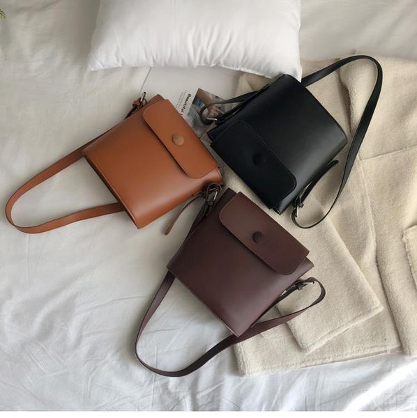 

cross body women's bag 2021 winter fashion versatile simple button bucket one shoulder messenger