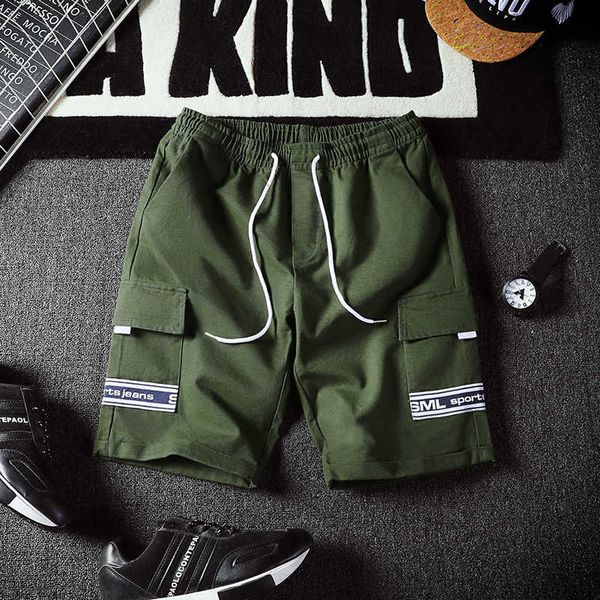 

2020 summer new men's versatile big pocket beach casual pants sports five points handsome shorts fashion, White;black