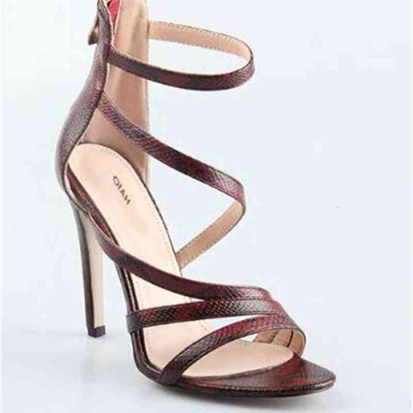 

famous brand snakeskin pattern pu crossed strap covered heel lady sandals fashion show party wild animal skin shoes, Black