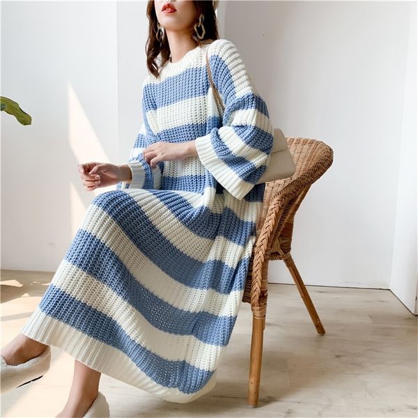 

lanmrem stripe crew neck pullover sweater women 2020 autumn winter new loose large size vintage long knit dress female lj201112, White;black