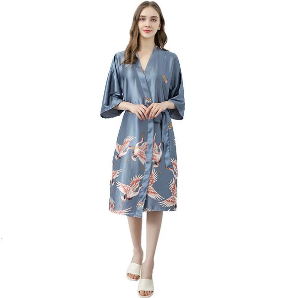

2021 new spring summer silk bathrobe for women stamina thin animal kimono half sleeve at height of the female knee v homewear neck sexo, White
