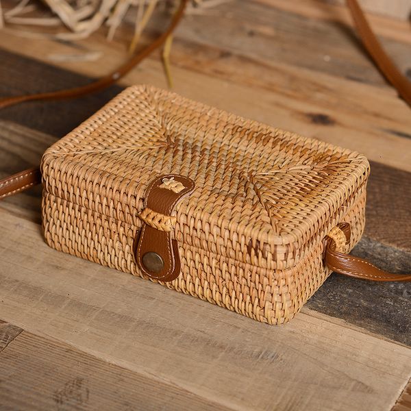 

hbp non-brand vietnam rattan woven bag round, yiwu 10 * 10 single woven bag sport.0018 yeo5