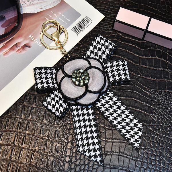 

new style flower keychain gifts for women llaveros mujer car bag accessories keyring holder jewelry accessory eh354 h sqcstr, Silver