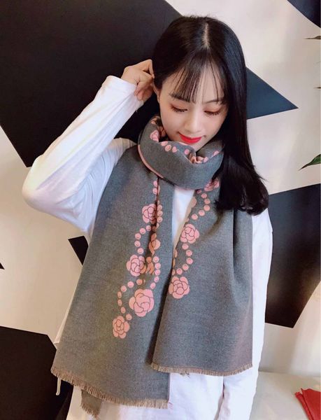 

the latest autumn and winter warm women's wool scarf women's shawl scarf size 180 * 70cm, Blue;gray