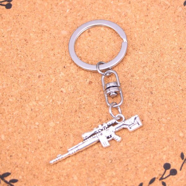 Mode Schlüsselbund 8*42mm scharfschützengewehr pistole Anhänger DIY Schmuck Auto Schlüssel Kette Ring Halter Souvenir Für Geschenk