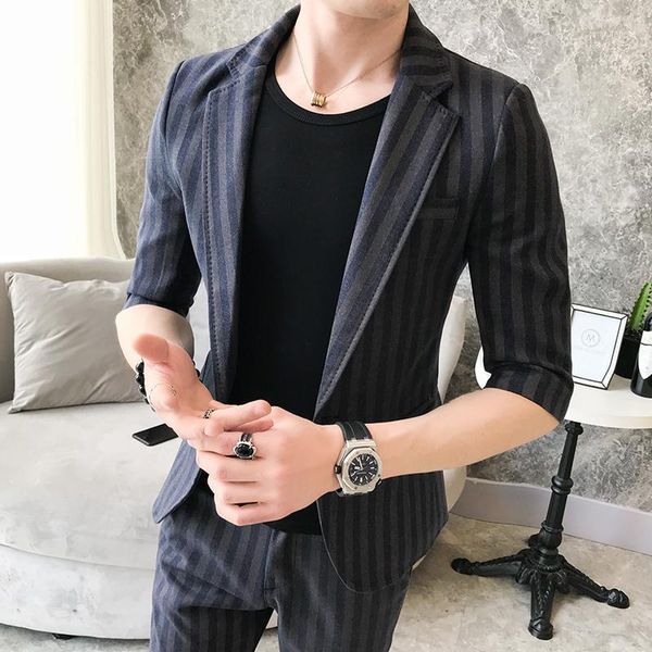 

new autumn and winter polyester social guy fashion plaid suit two-piece male british personality striped suit1, White;black