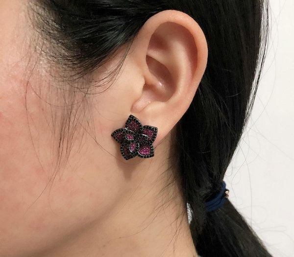 

bilincolor fashion luxury red and black cz vintage flower stud earring for11, Golden;silver
