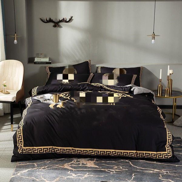 

2021 black designer bedding sets duvet cover king size bed comforters cover  size bed sheet duvet cover pillowcases