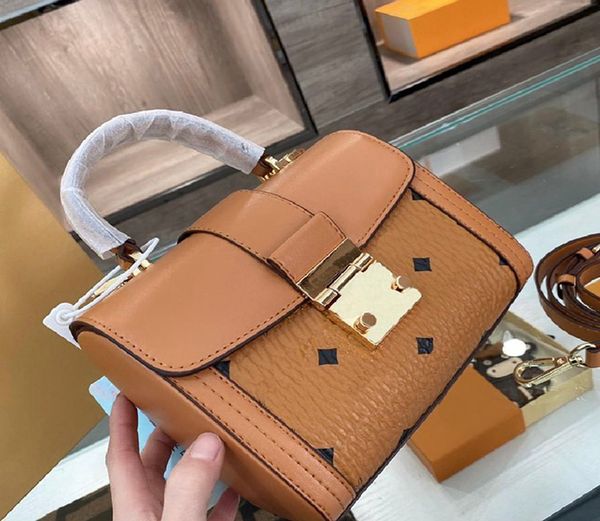 

20223 sport outdoor small square female trendy carriage bags printed brand original design handbags for women fashion ladies portable