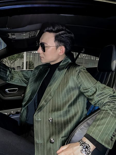 

daio ethan autumn korean men's fashion striped slim double row suit coat