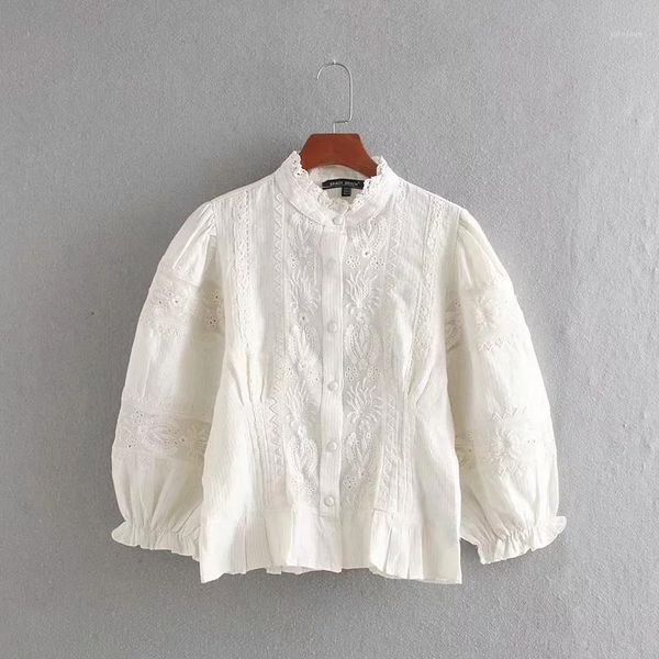

lace splicing hollow embroidery women short shirt 2019 autumn leisure lady three quarter sleeve blouse loose s65581, White