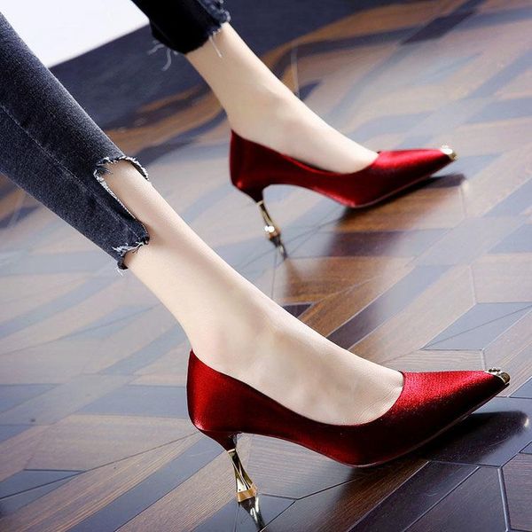 

dress shoes spring and autumn 2021 fashion wine, red silk, satin wedding shoes, metal pointed, shallow mouth single, Black