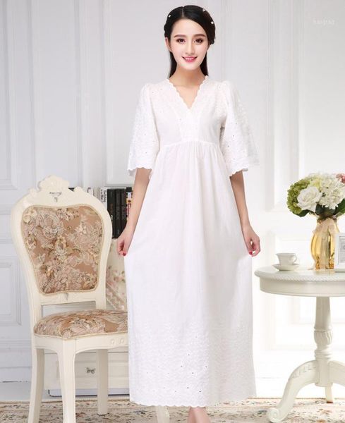 

summer lady cotton high-end computer embroidery noble luxury long large size sleepwear trumpet sleeve royal princess night dress1, Black;red